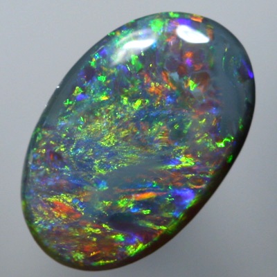 SOLID SEMI BLACK OPAL Sparkling golden fire